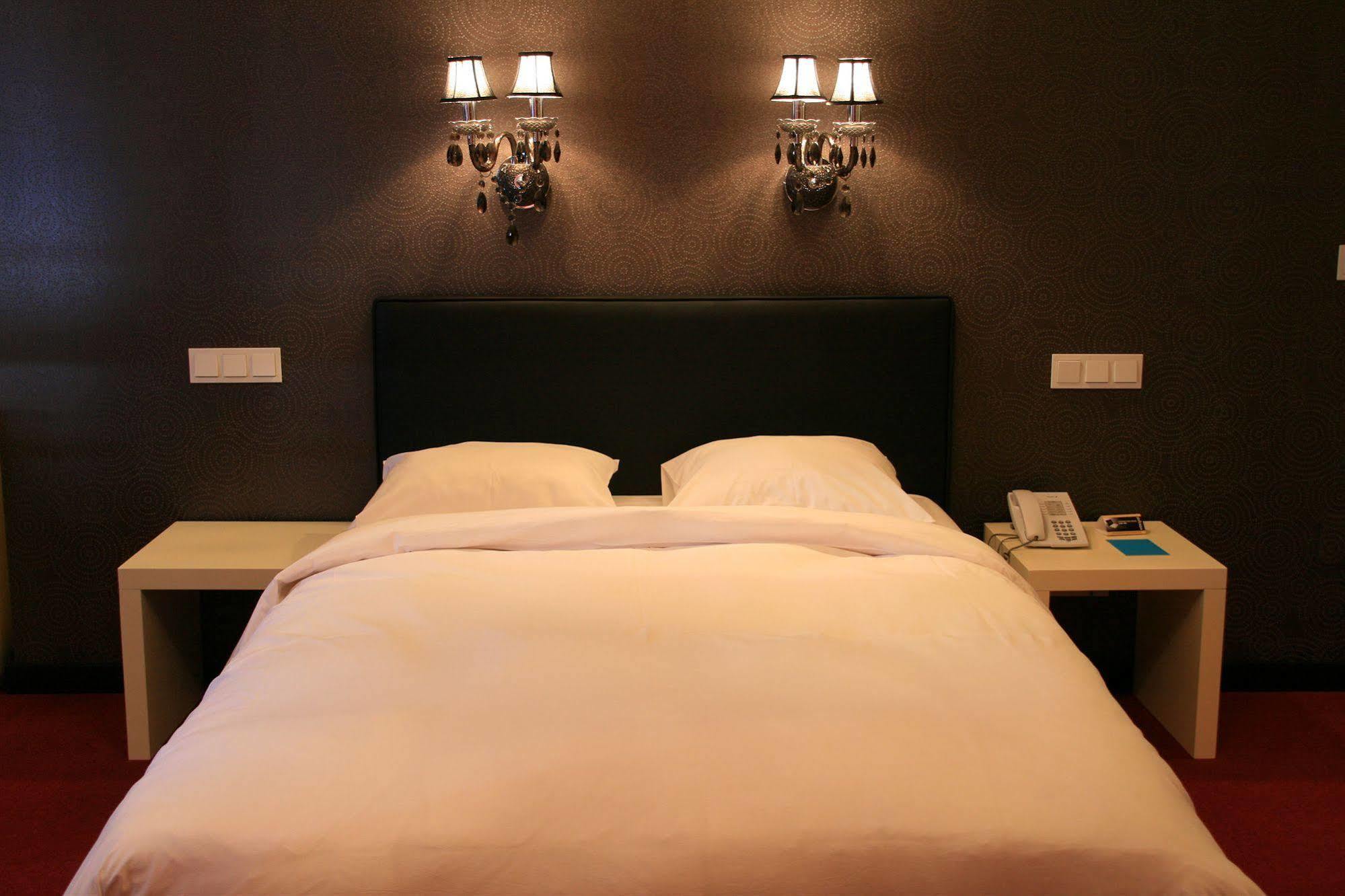 Hotel Olivier Strassen Kültér fotó